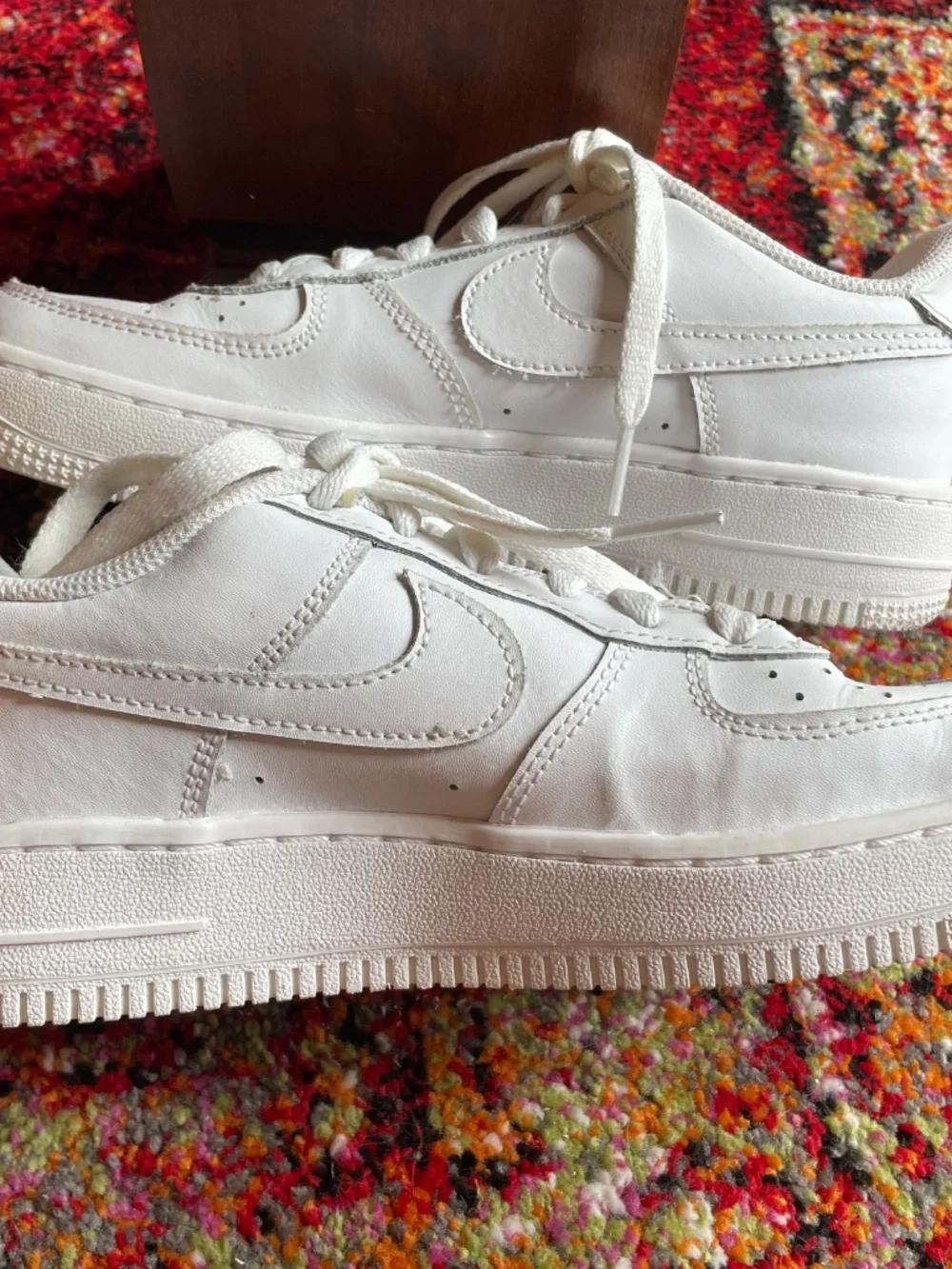 Youth Nike Air Force 1 Sneakers EXCELLENT condition